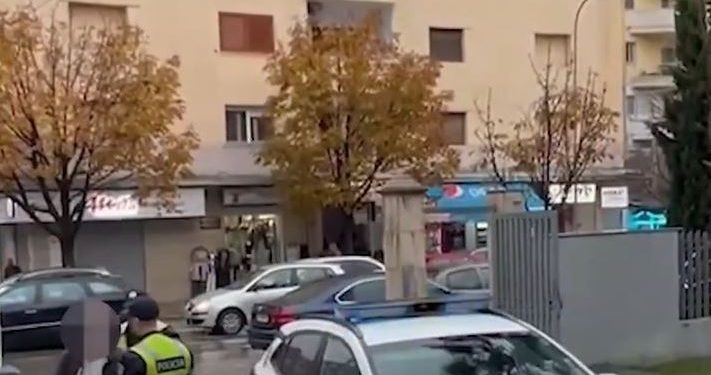 Tentuan të korruptonin punonjësit e Policisë, arrestohen 5 shoferë në Durrës