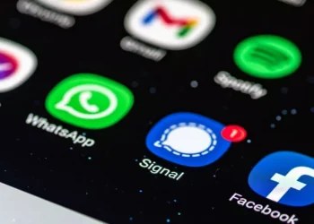 Skocia ndalon qeveritarët të përdorin WhatsApp, Signal dhe Messenger