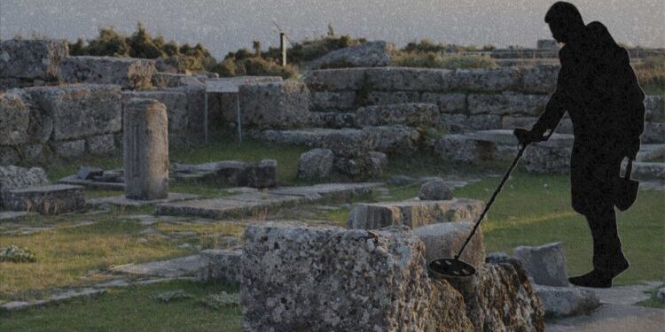 Detektorë dhe gropa: Kërkuesit e thesareve po rrënojnë parqet arkeologjike