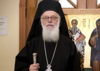 Përkeqësohet shëndeti i Janullatos, Protothema: Ndodhet në gjendje kritike për jetën