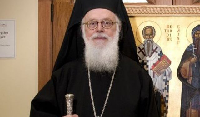 Përkeqësohet shëndeti i Janullatos, Protothema: Ndodhet në gjendje kritike për jetën