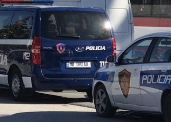 Plagosi me thikë 30-vjeçarin në Shkodër, arrestohet autori
