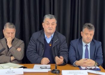 Përplasjet me Pjerin Ndreun, jep dorëheqjen Prefekti i Lezhës