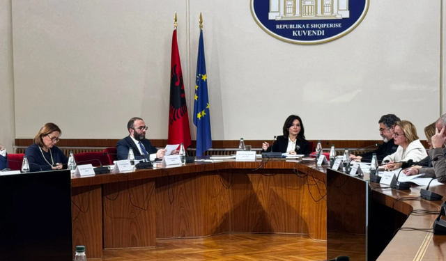 PS-PD arrijnë dakordësi, mandati i Vullnet Sinajt shkon në ‘Kushtetuese’