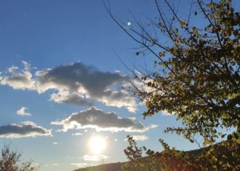 Kthjellime e vranësira, parashikimi i motit, si do të ndryshojnë temperaturat gjatë ditës