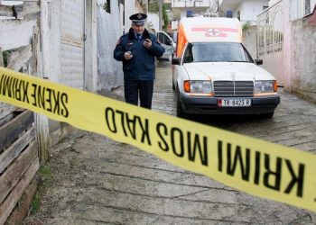 Gjendet i vrarë me armë zjarri 48-vjeçari në Kamëz