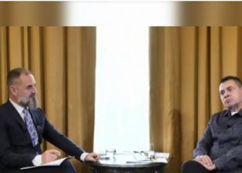 Ahmetaj: Edi Rama kryetar i organizatës, bën spektakël me arrestimi tim dhe të Metës