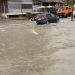 Reshjet e dendura të shiut përmbytin Durrësin