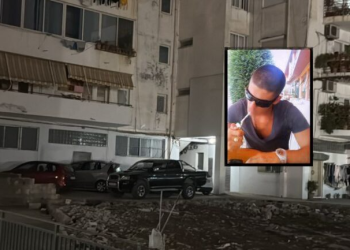 I riu plagos me thikë babë e bir në Tiranë