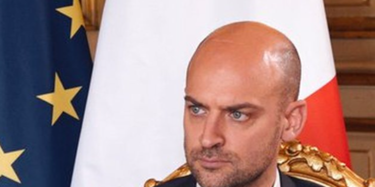 Luftë midis Francës dhe SHBA-ve?! Ja deklarata e Ministrit të Jashtëm francez