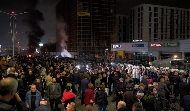 Protesta e opozitës, policia publikon planin e masave: Rrugët që do të bllokohen në Tiranë