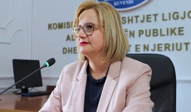 Nën hetim nga SPAK, Bushka flet sot para grupit parlamentar të PS