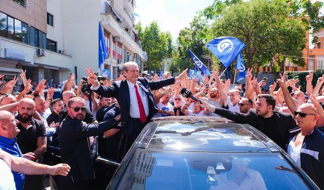 Berisha paraqitet sot në SPAK, demokratët protestojnë