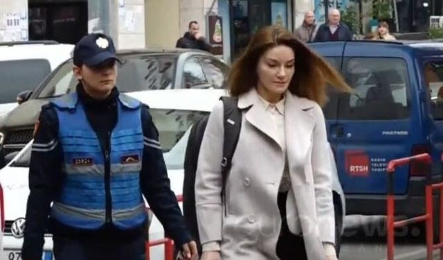 Ajola Xoxa sot seancë në GJKKO