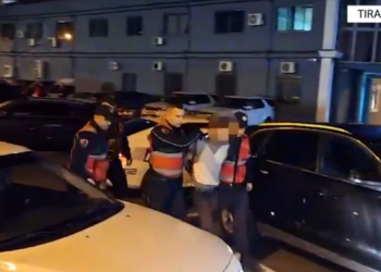 Aksion antidrogë në Tiranë, dhjetëra të arrestuar