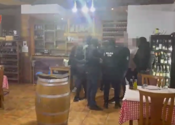 Shpërndanin d*ogë në Itali, tre të arrestuar në Vlorë, trafiku drejtohej nga i burgosuri në IEVP Rrogozhinë