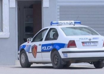 Tiranë/ Polici i burgjeve vetëvritet me armë në banesë