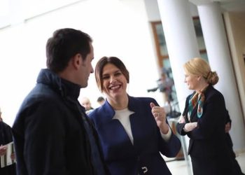 Veliaj sulmon prokurorin nga qelia, bën avokatin e Genta Sulës që emëroi ministre në këmbim të vilës
