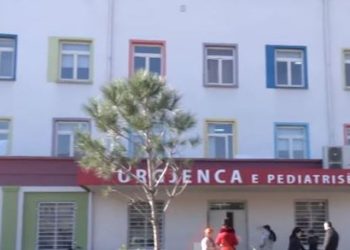 Vdekja e 3 vjeçarit në Shkodër, e motra 7 vjeçare mbetet në gjendje kritike
