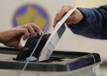 Zgjedhjet parlamentare të dielën në Kosovë, mbi 100 mijë të rinj votojnë për herë të parë