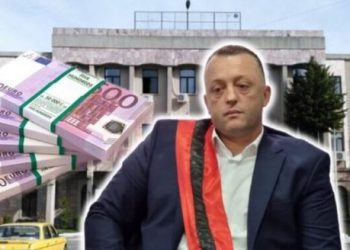 Agron Malaj i Matit bën tender për të blerë televizionet lokale, kërkon reklama dhe propagandë!