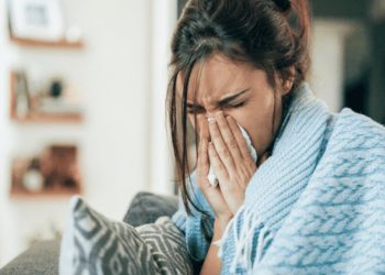 Sezoni i gripit më agresiv në 15 vitet e fundit: Çfarë po ndodh?