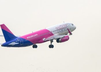 Tension dhe panik në ajër/ Çfarë ndodhi me avionin Bergamo-Tiranë (VIDEO)