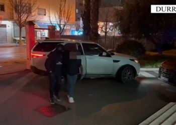 Vodhi naftën e anijes së sekuestruar në Porto Romano, arrestohet 34-vjeçari