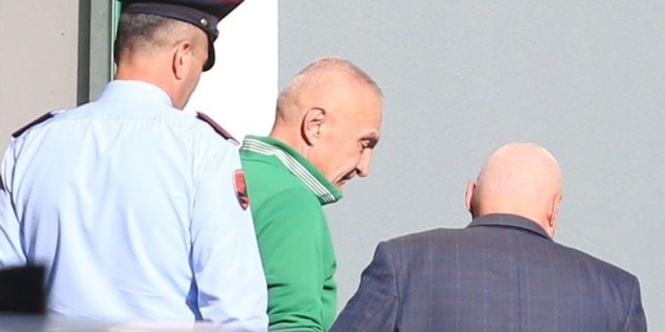 Ilir Meta do të mbetet në burg.