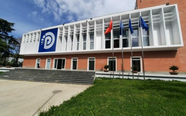 Mblidhet sot Kryesia e PD, merret sot vendimi për Primaret