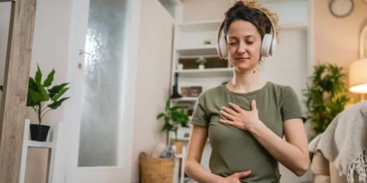 4 mënyra si të qetësoheni nga ankthi, sipas këtij psikologu