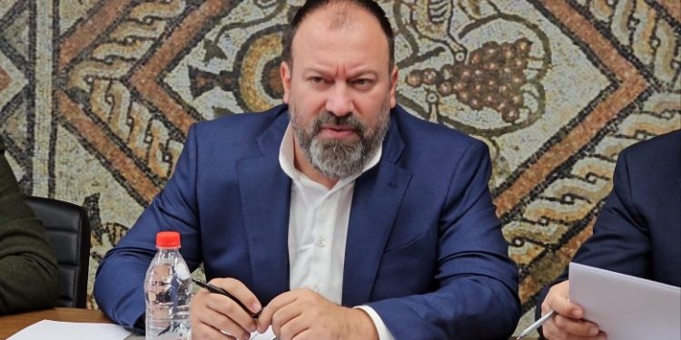 Thellohet skandali me abuzimet për godinën 19 në “Qytet Studenti”, Arbjan Mazniku dhe Taulant Tusha…