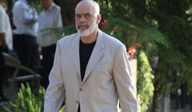 Rama mbledh qeverinë dhe partinë më 7-8 Mars