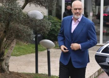 Afati i fundit për dorëzimin e listave, Rama mbledh drejtuesit politik të PS