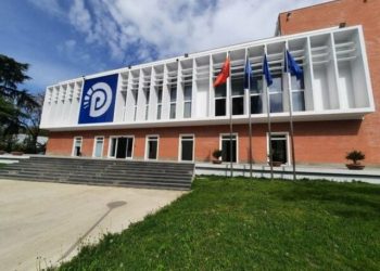 Emrat e kandidatëve për deputetë të PD në listat e mbyllura dhe të hapura në 12 qarqet