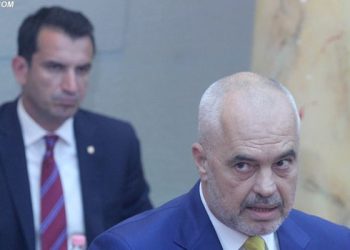 Tërhiqet Veliaj! Rikthen Ristanin kryetare të komanduar të bashkisë Tiranë: Pati një keqkuptim!