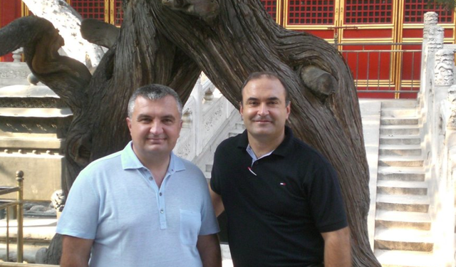 Meta feston 56-vjetorin në qeli, Haxhinasto i përcjell urimet