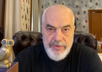 Arrestimet e ish-zyrtarëve të PS, Rama e shet si meritë të socialistëve: E dorëzuam ne shpatën