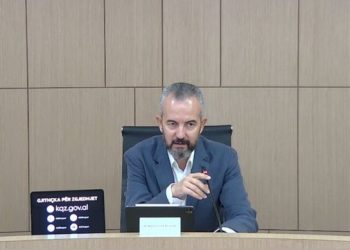 Gara për shpërndarjen e “pakove zgjedhore” për votën e diasporës, KQZ fton 5 kompani të huaja