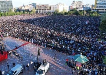 Të dielën Fitër Bajrami, namazi do të falet në “Sheshin Skënderbej”