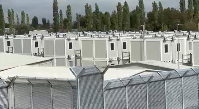 Kampi i Gjadrit për riatdhesimin e emigrantëve, KE: Dekreti i qeverisë italiane, në përputhje me ligjin