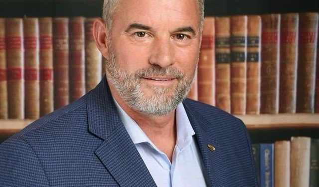 Shemsi Prençi shpall kandidaturën për deputet nën siglën e koalicionit Euroatlantik