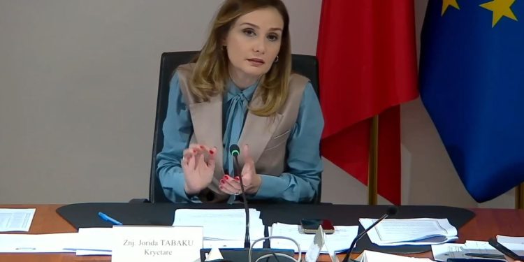 “Paketa e Maleve”, Tabaku: Kush ngre duart për këtë projektligj ta mbyllë gojën për korrupsionin