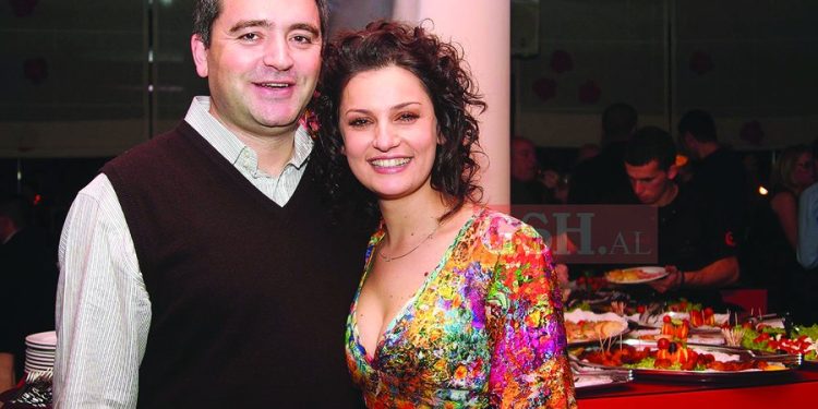 Pas 18 vitesh martesë, Blendi Klosi divorcohet nga gruaja