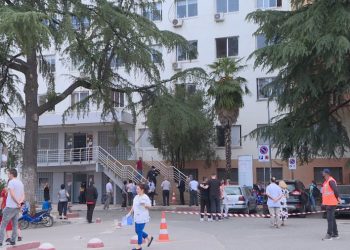 Tragjedia në Shkodër ku humbi jetën 3-vjeçari/ Shpëton e motra, familja bëhet me një vajzë tjetër