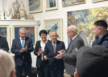 Hapet ekspozita “Dy kohët”/ Arti i Buron Kacelit ndërmjet dy epokave