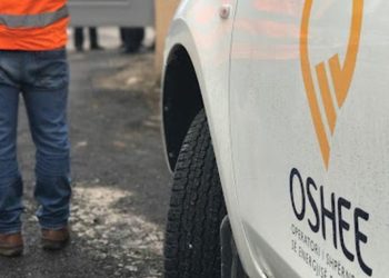 Lëshohen 16 masa sigurie për zyrtarë të OSHEE-së në Gjirokastër
