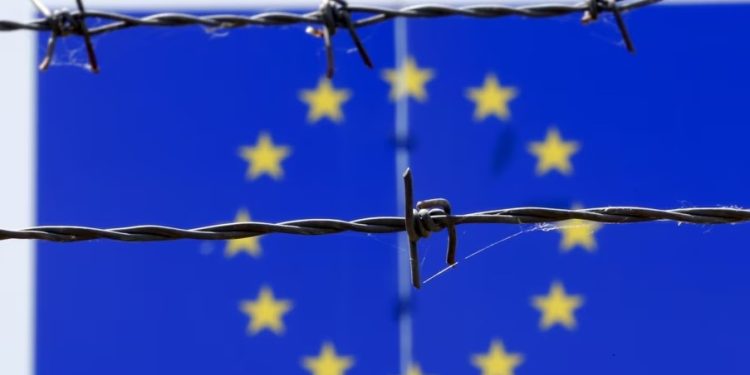 Mbi 7 mijë banorë nga Shqipëria aplikuan për azil në Europë në 2024! VOA: Franca vijon të jetë vendi më i pëlqyer për shqiptarët