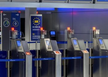 Grevë në aeroportet e Gjermanisë, anulohen mbi 3.400 fluturime
