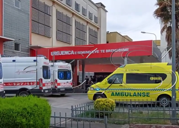Përfundojnë në spital 6 punonjëse të një magazine në autostradën “Tiranë-Durrës”